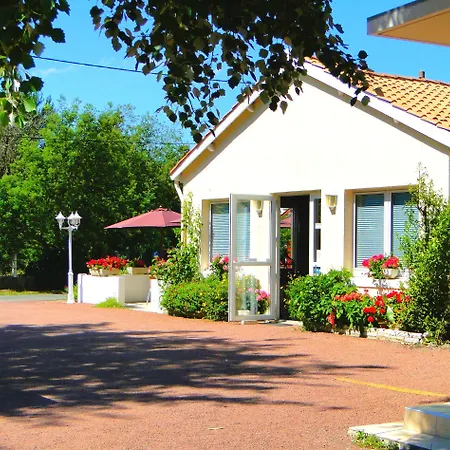 Отель Le Nautile 3*